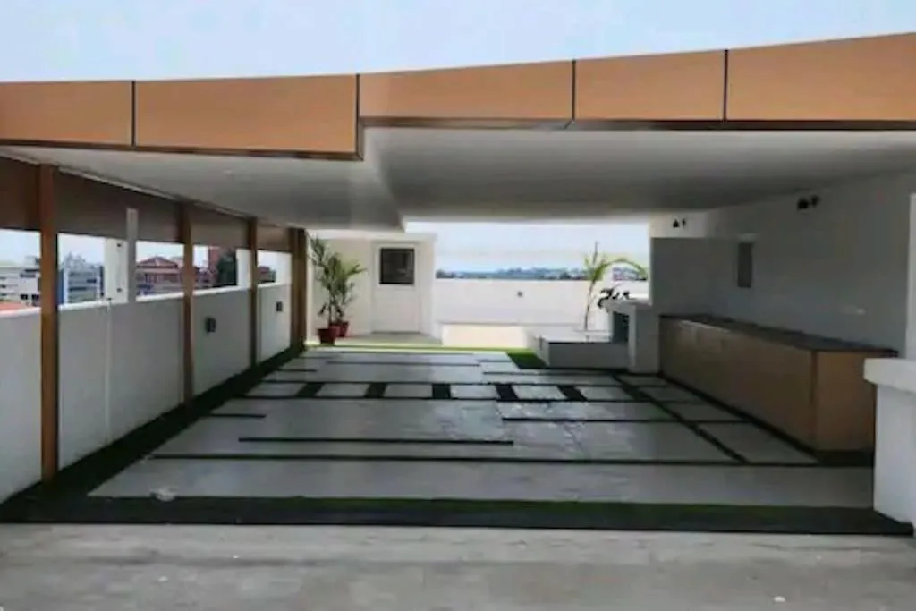 Luxurious Apartment With A Pool And Gym Near Trivandrum Railway Station Thiruvananthapuram 0*,  India